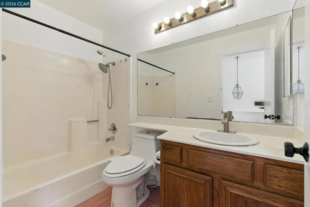 128 Peppermill Ln Property Photo 18