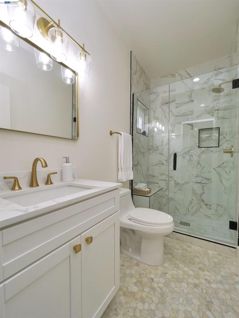 415 Berkeley Park Blvd Property Photo 29