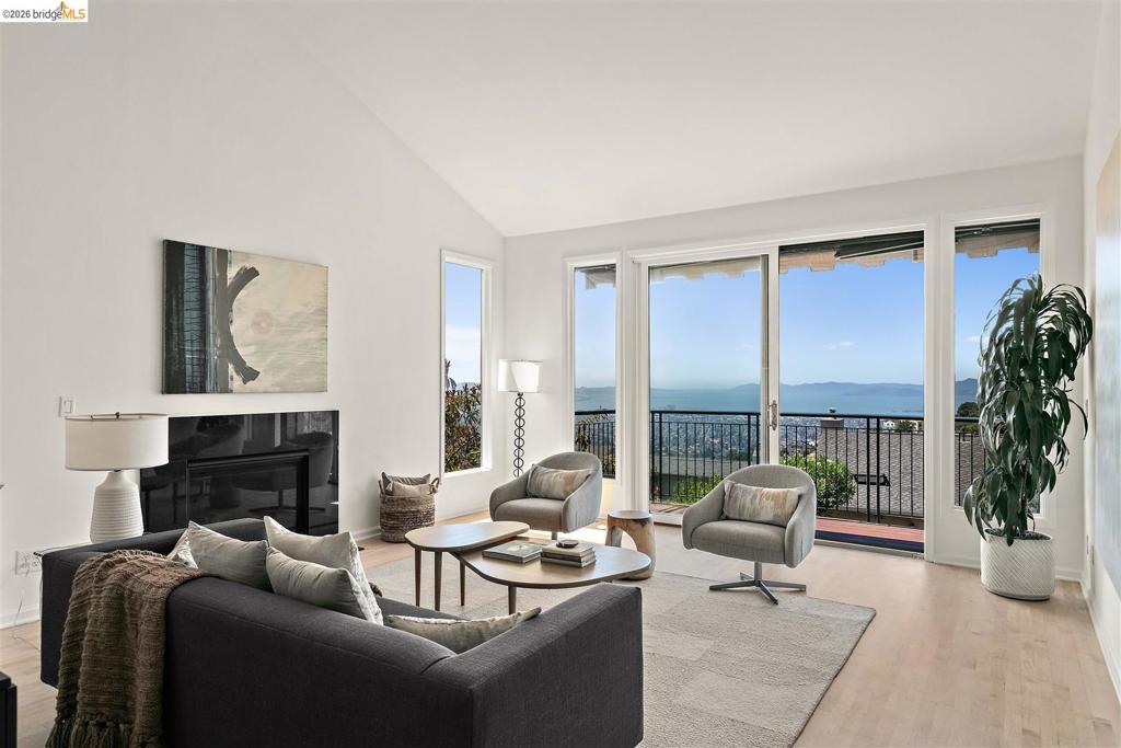 25 Captains Cv Property Photo 6