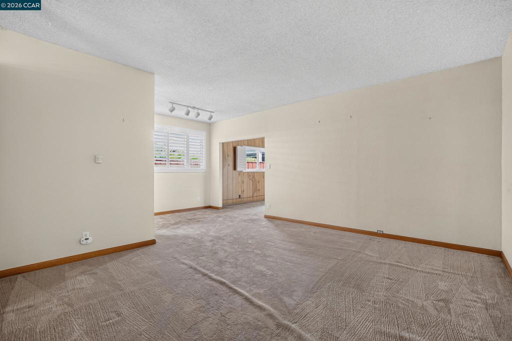 14180 Santiago Rd Property Photo 17