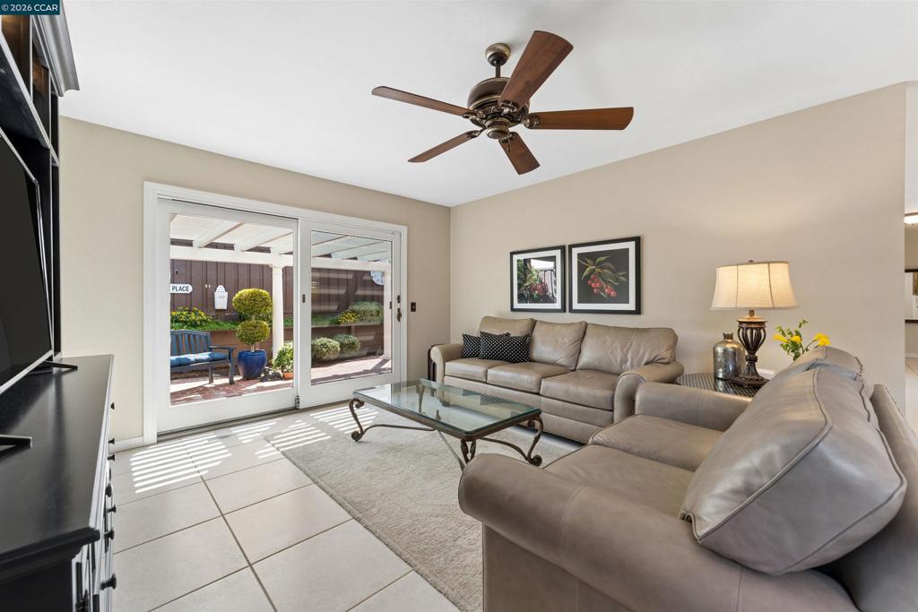 1091 Harvest Cir Property Photo 29