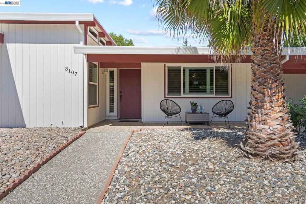 3107 Corona Dr Property Photo 6