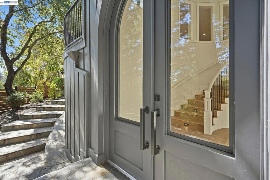 4120 Happy Valley Road Property Photo 6