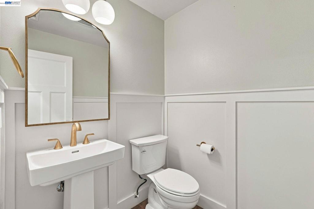 4120 Happy Valley Road Property Photo 12
