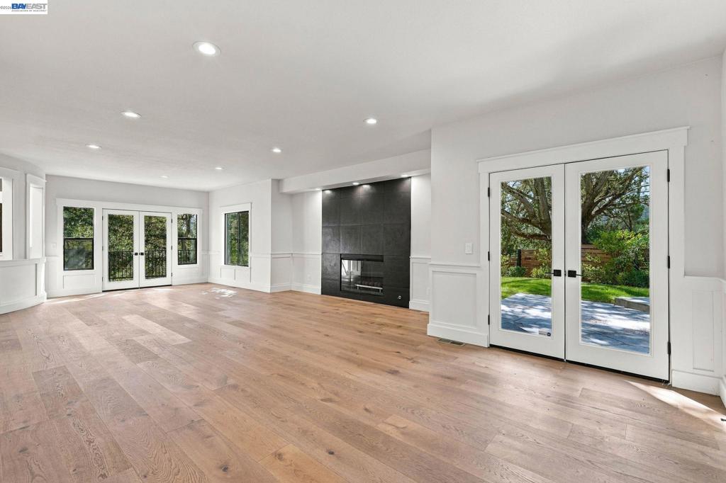 4120 Happy Valley Road Property Photo 15