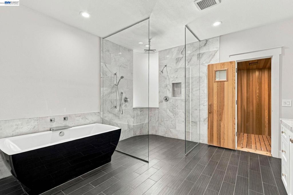 4120 Happy Valley Road Property Photo 24