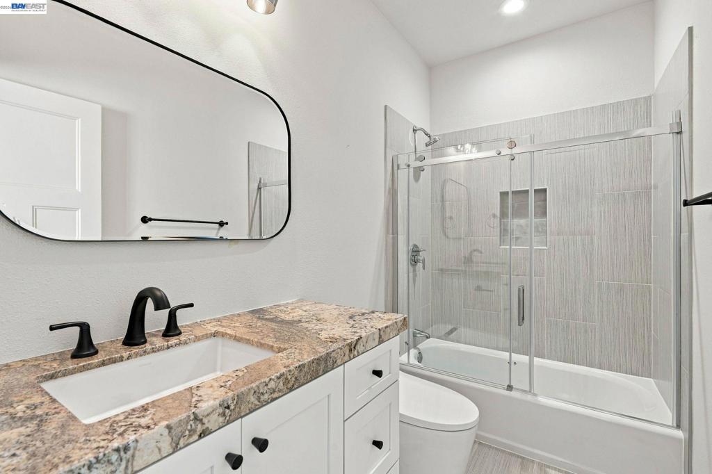 4120 Happy Valley Road Property Photo 33