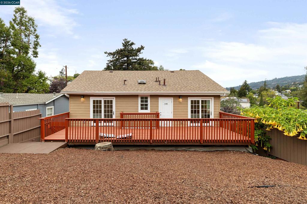 3426 Pierson St Property Photo 54