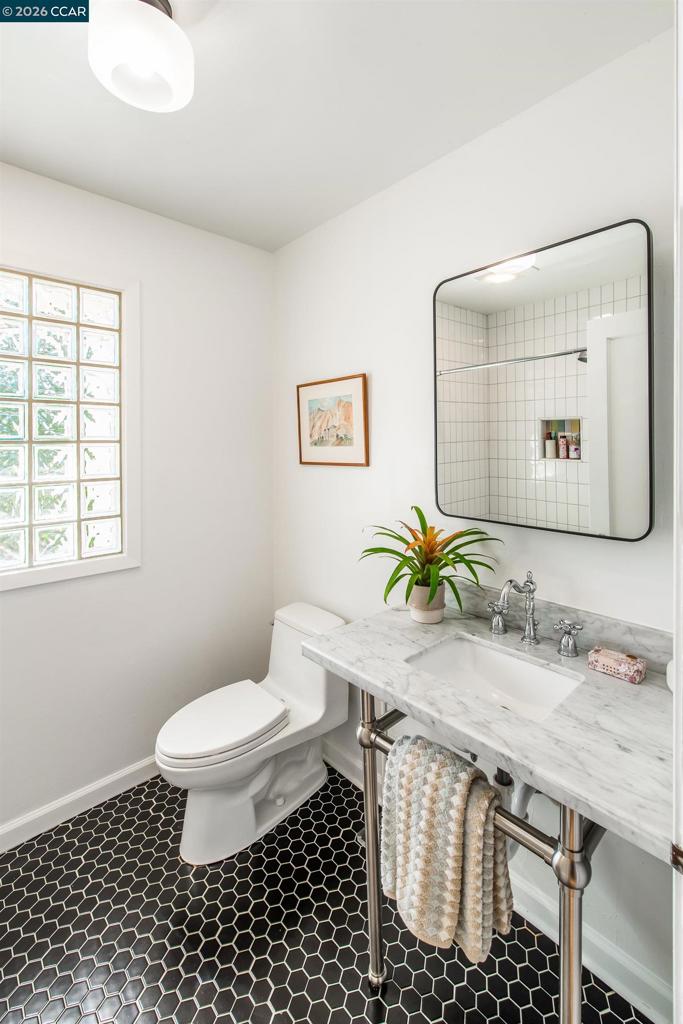 1132 Sunset Loop Property Photo 24