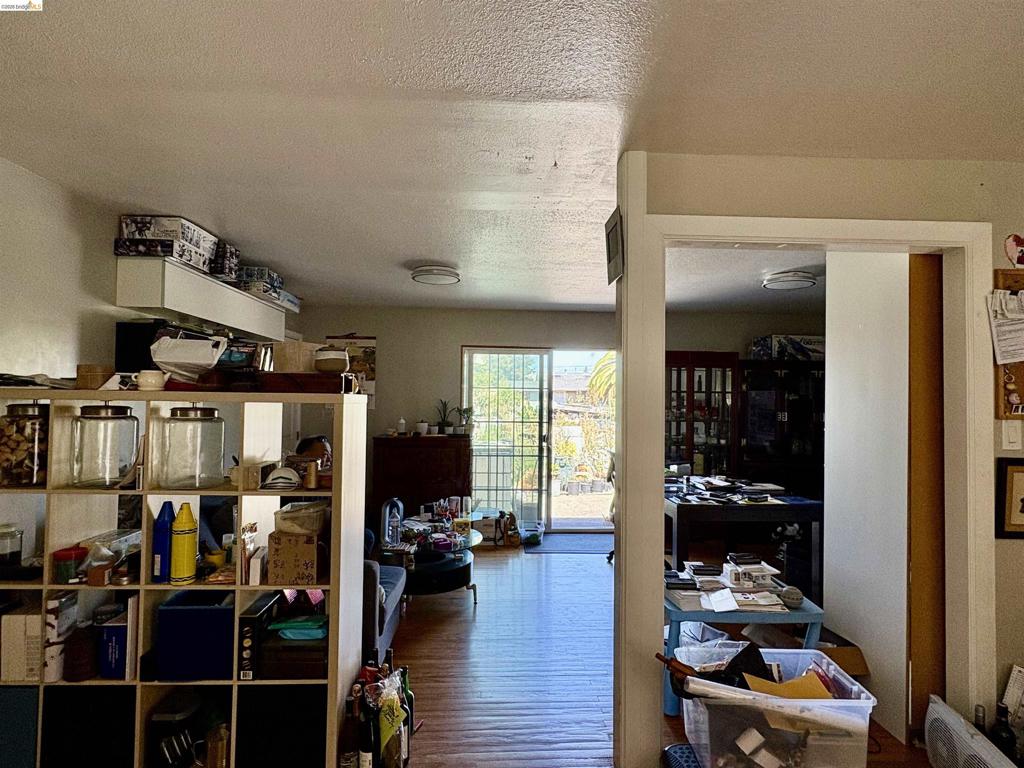 24882 Cypress Ave Property Photo 3
