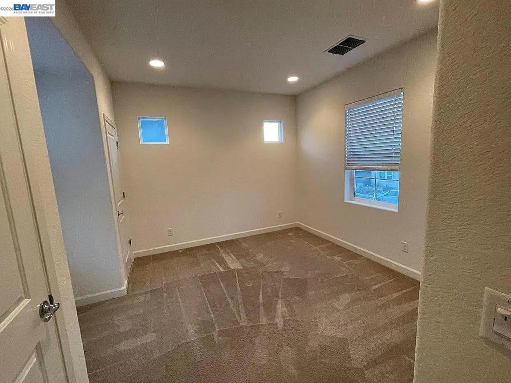 538 E Marcello Ave Property Photo 8