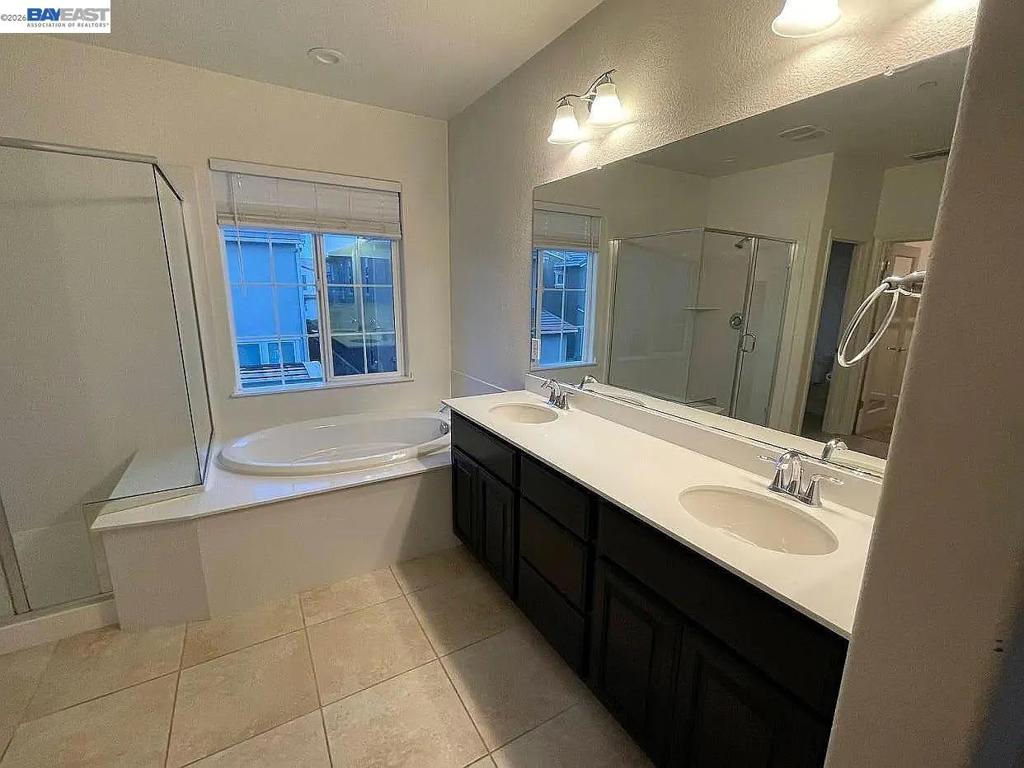 538 E Marcello Ave Property Photo 10