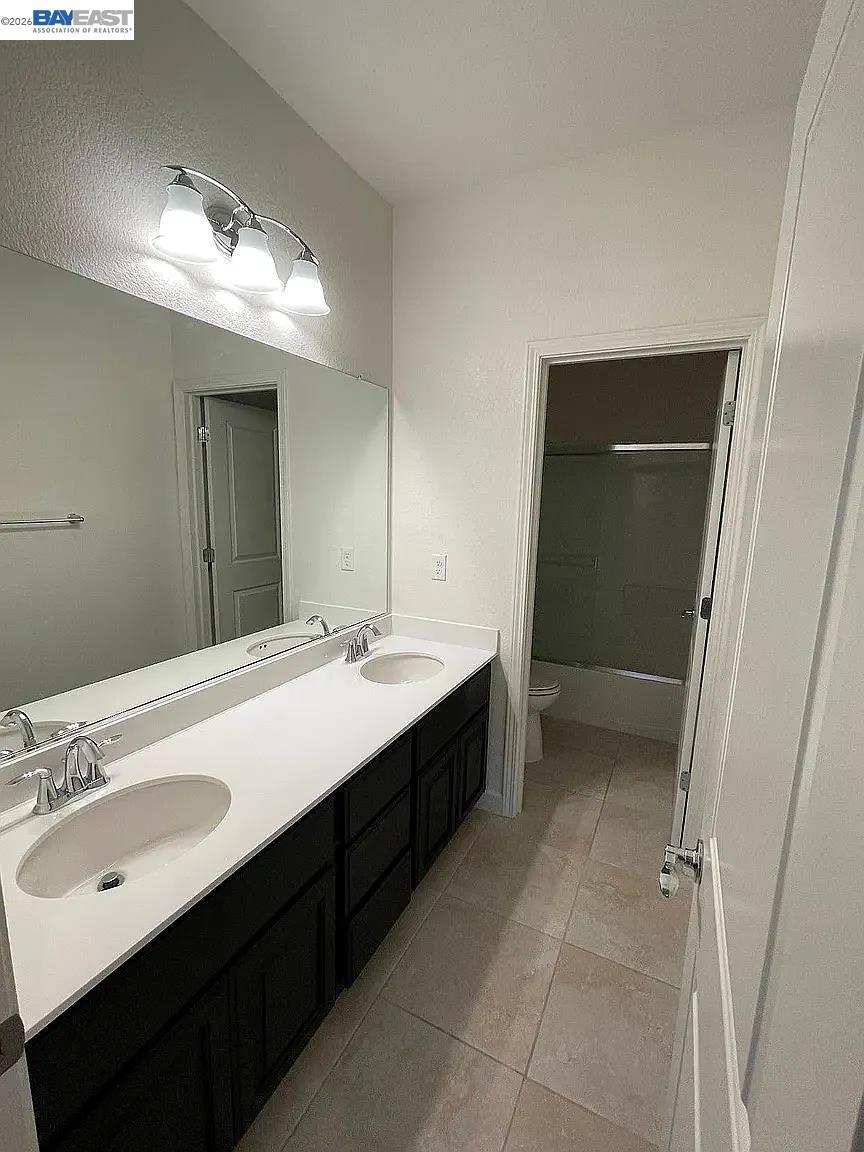 538 E Marcello Ave Property Photo 12