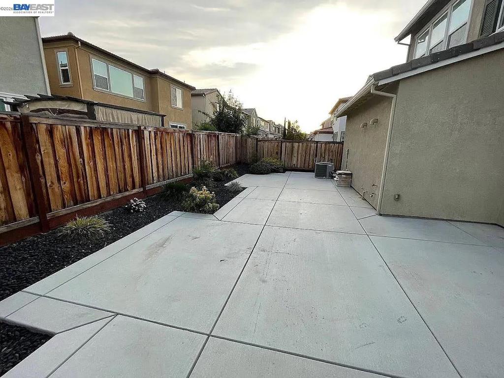 538 E Marcello Ave Property Photo 18