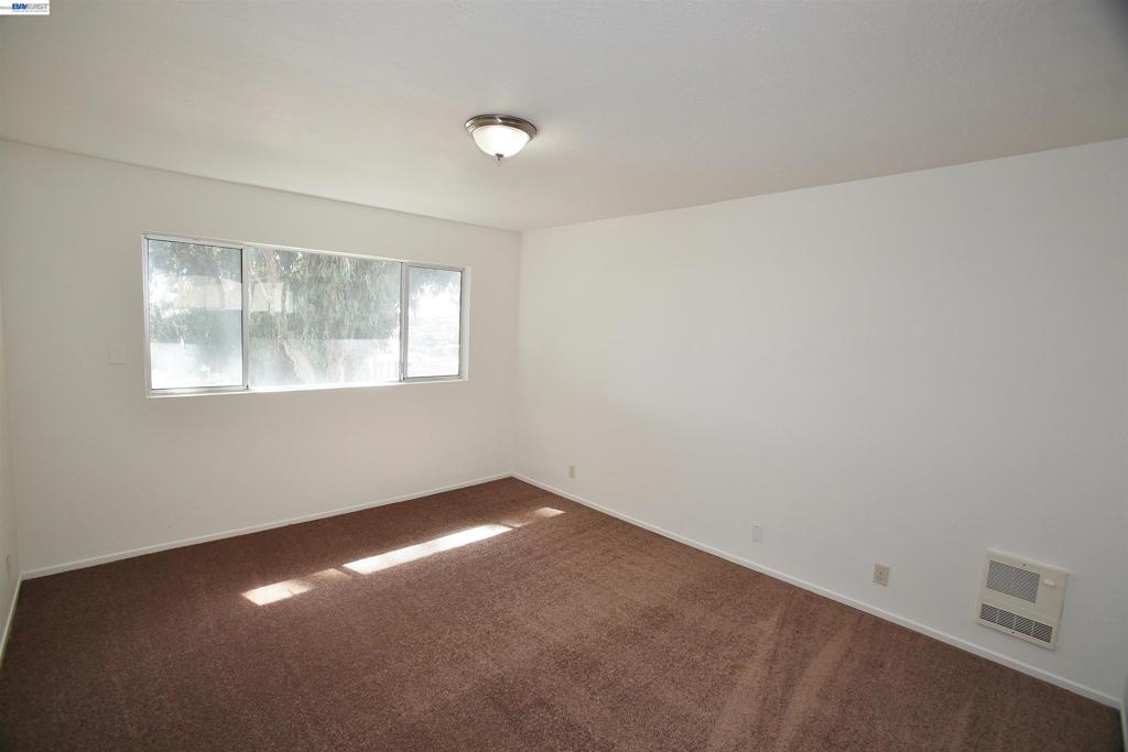 21379 Gary Dr 14 Property Photo 8