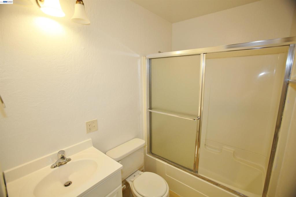 21379 Gary Dr 14 Property Photo 13