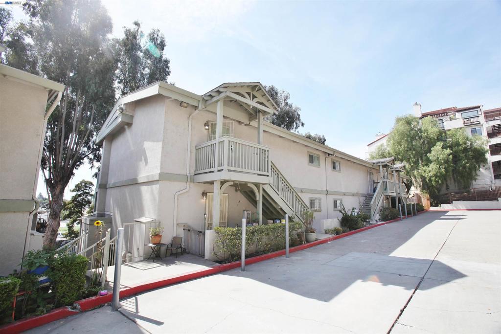 21379 Gary Dr 14 Property Photo 16