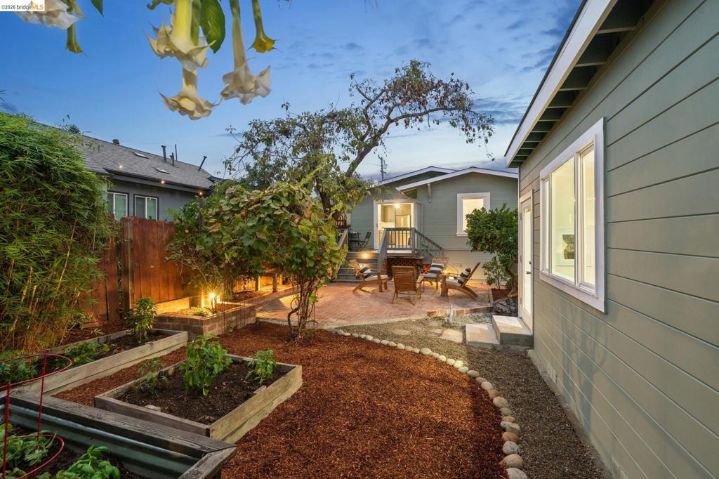 4261 Suter Street Property Photo 52