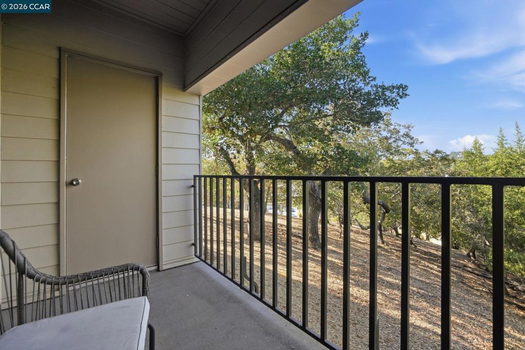 628 Via Casitas Property Photo 17