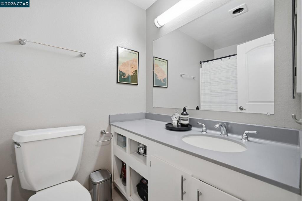 628 Via Casitas Property Photo 22