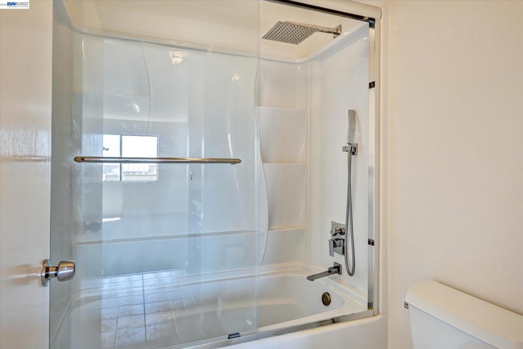545 Pierce St 3204 Property Photo 15
