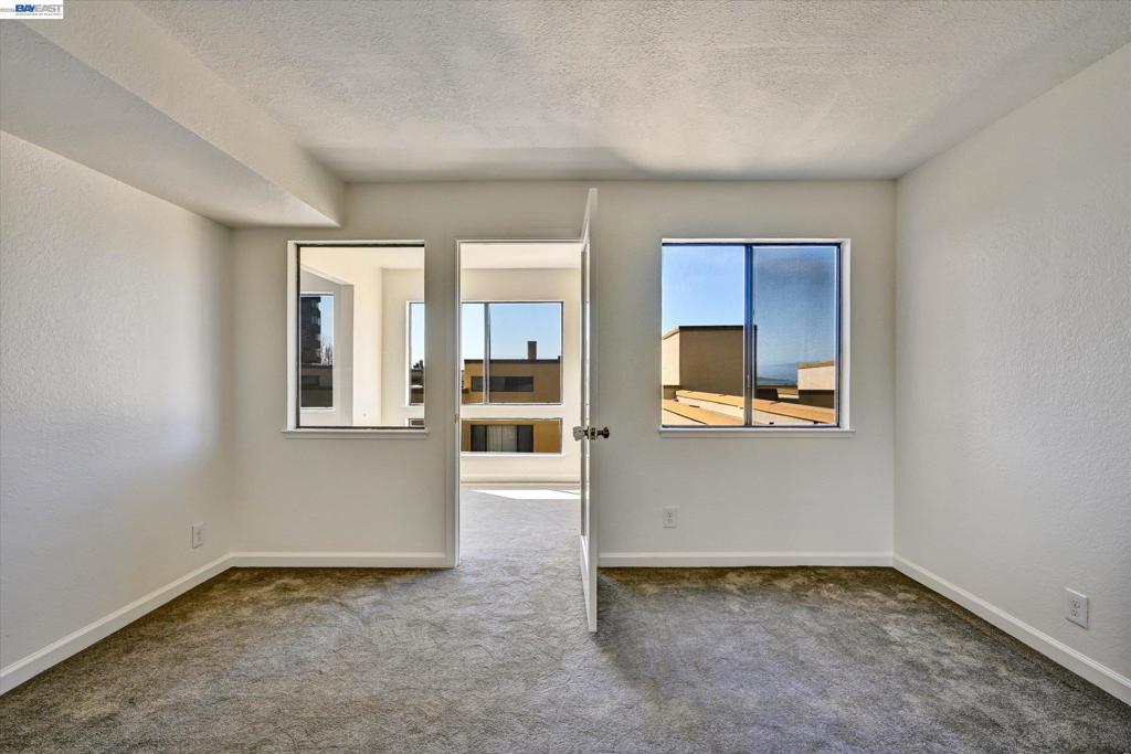 545 Pierce St 3204 Property Photo 21