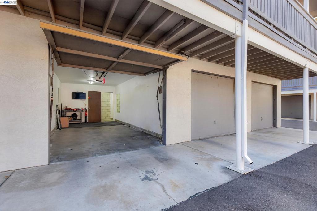 3839 Vineyard Ave E Property Photo 28