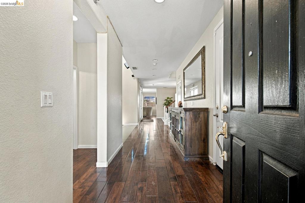 5371 Gold Creek Cir Property Photo 1