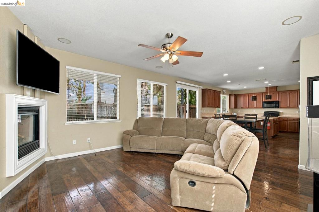 5371 Gold Creek Cir Property Photo 11