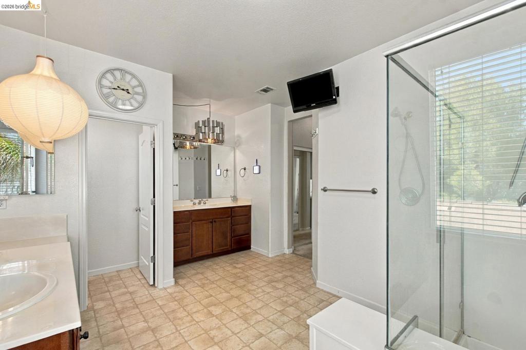 5371 Gold Creek Cir Property Photo 32
