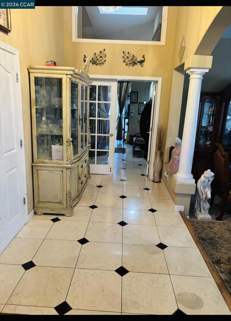 5409 Amberdale Way Property Photo 4