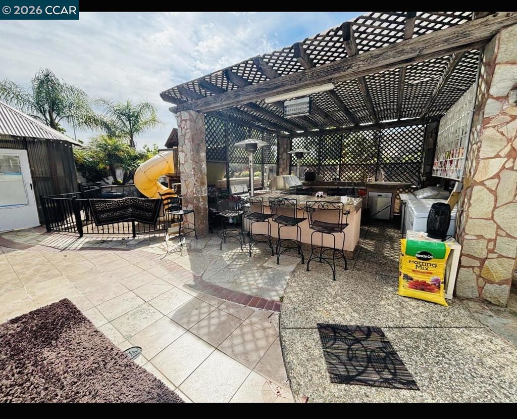 5409 Amberdale Way Property Photo 7