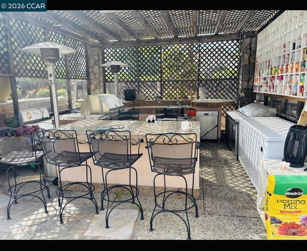 5409 Amberdale Way Property Photo 8