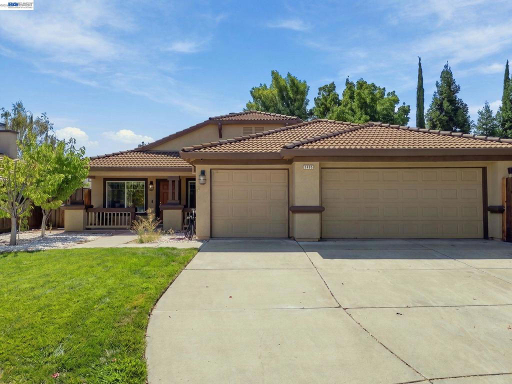 5405 Buffalo Court Property Photo 1