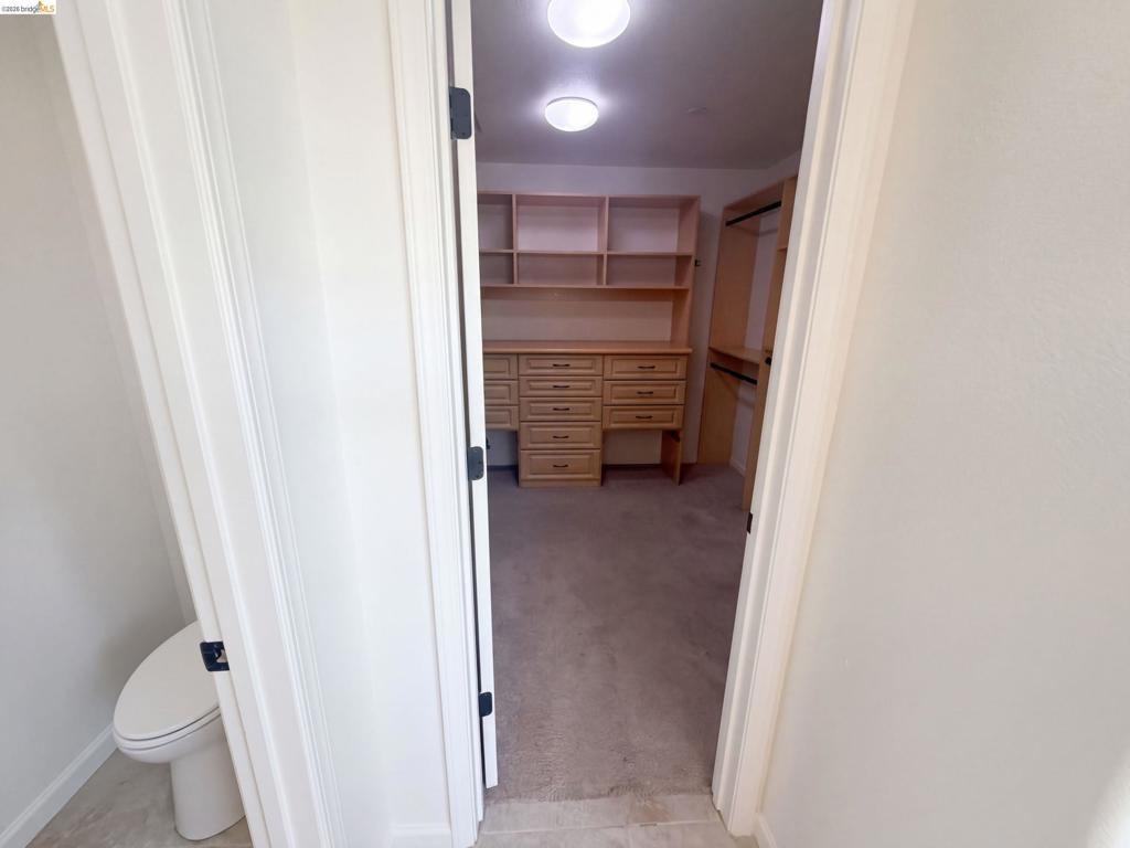 2491 Chuck Hammond Dr Property Photo 12