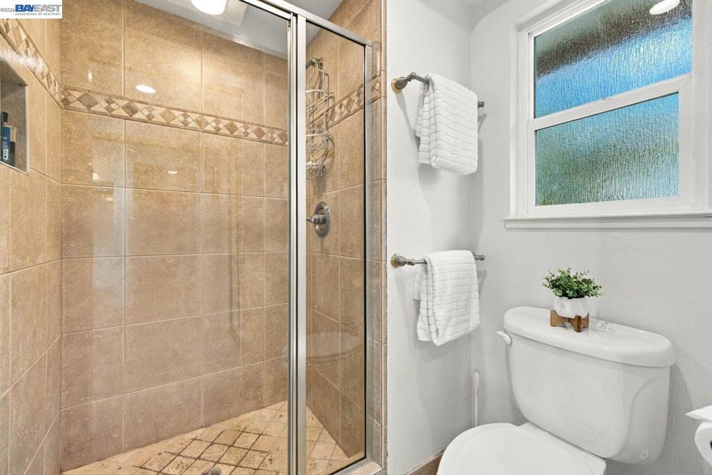 2451 Palmira Pl Property Photo 40