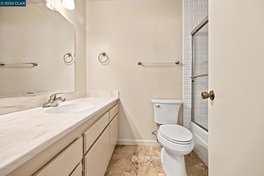 1284 Pinecrest Dr Property Photo 22
