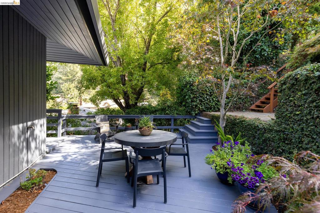 1791 Indian Way Property Photo 24
