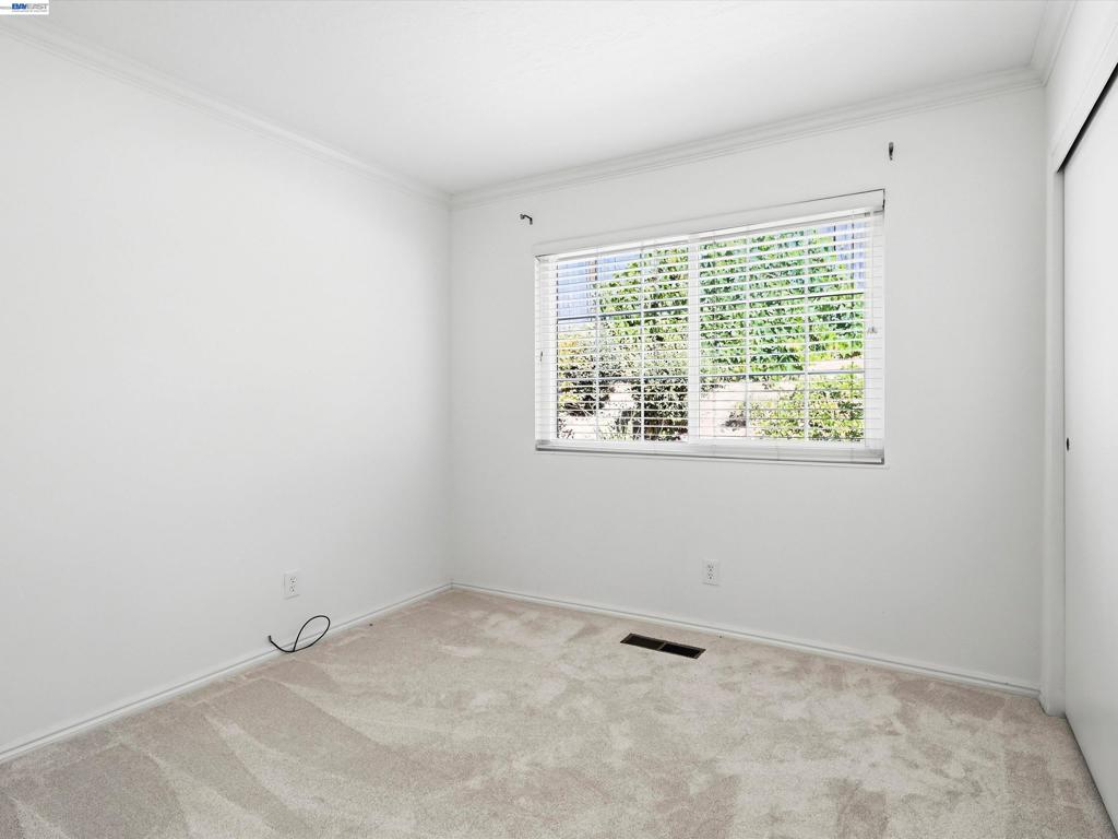 5773 Shadow Ridge Dr Property Photo 39