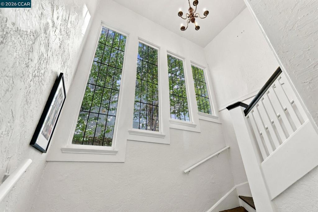 430 Adams St Property Photo 30