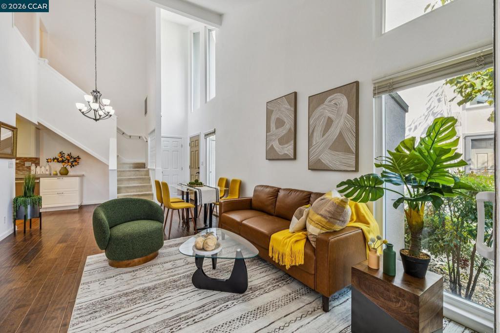 30 Massolo D Property Photo 1