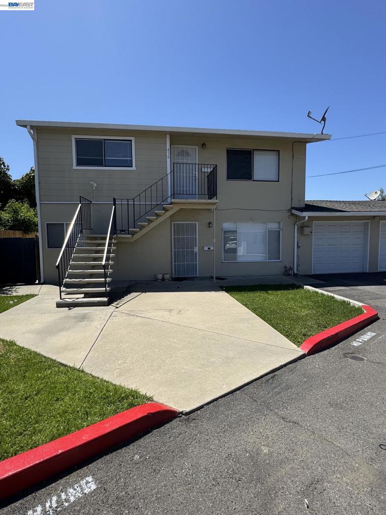416 Grove Way Property Photo 1