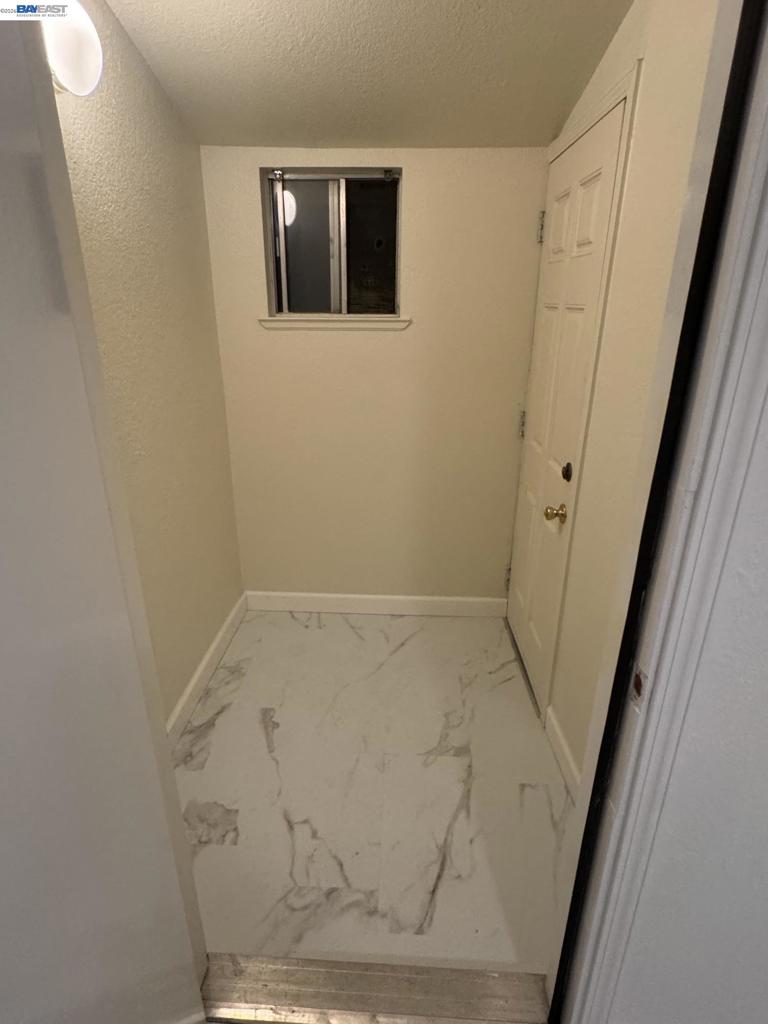 416 Grove Way Property Photo 11