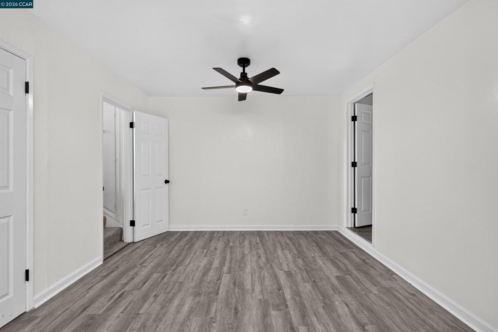 640 Henry St Property Photo 10