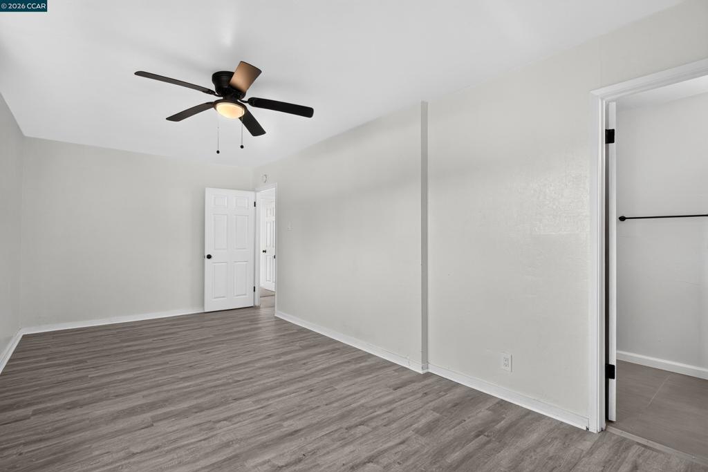 640 Henry St Property Photo 19
