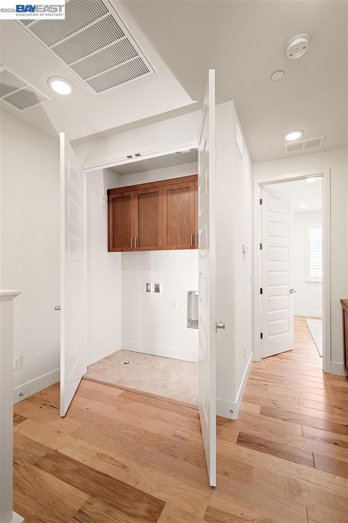 475 Diller St Property Photo 26