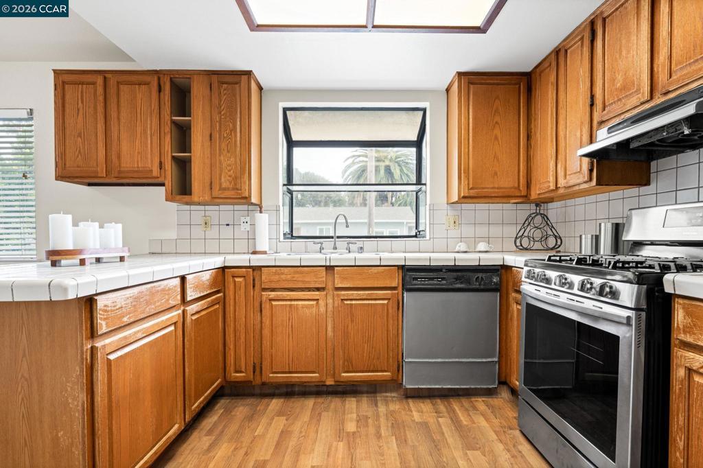 3564 Smith St Property Photo 5