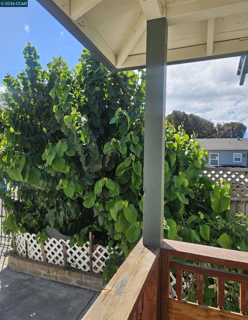 3564 Smith St Property Photo 15