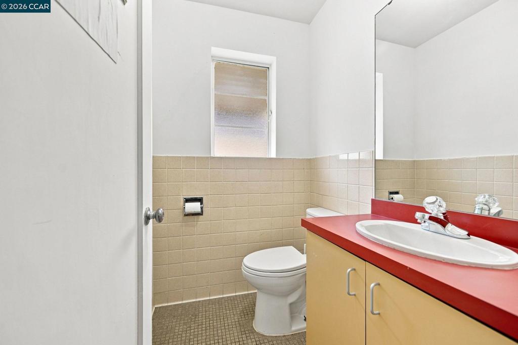 1210 Alhambra Ave Property Photo 25