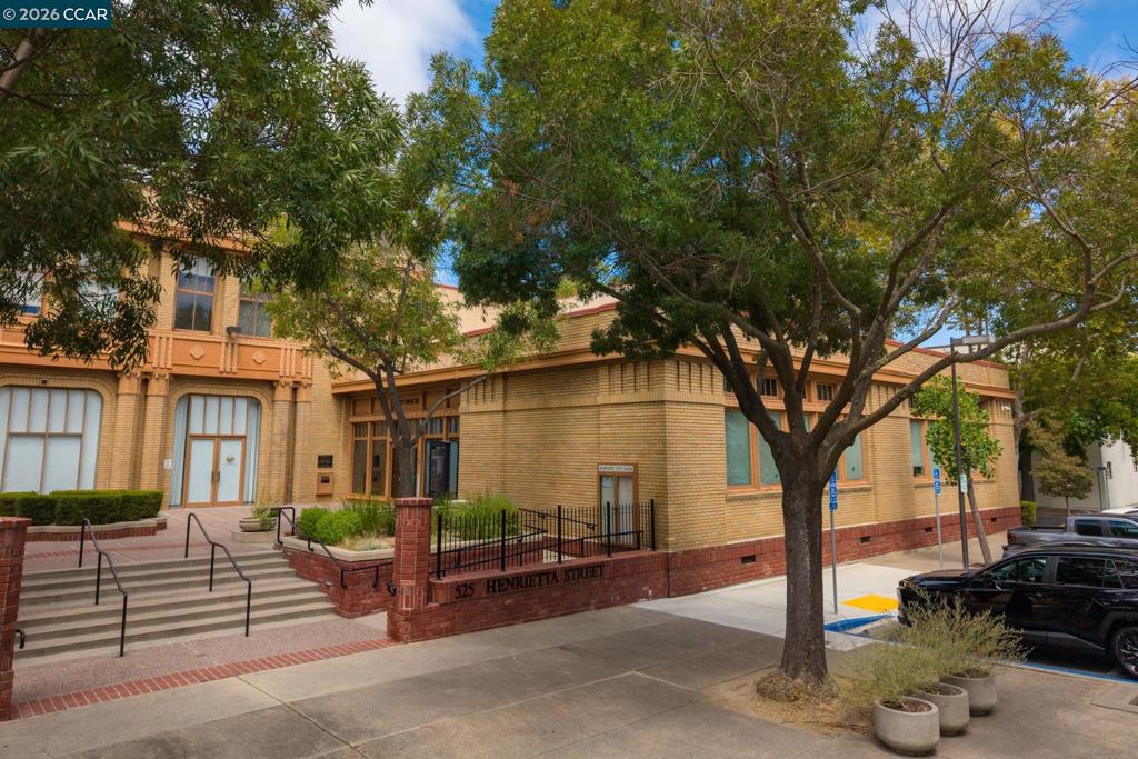 1210 Alhambra Ave Property Photo 42